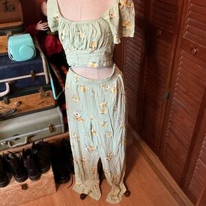 2pc crop top pant set